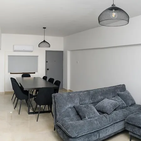 Ollies 3 Bedroom Apartament *