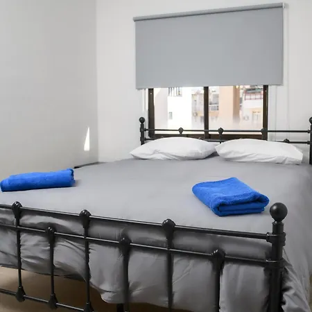 Ollies 3 Bedroom Apartament *