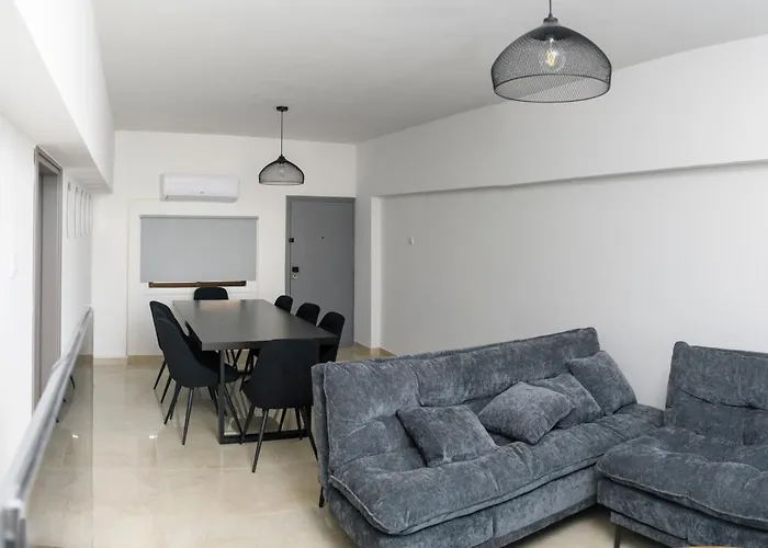 Ollies 3 Bedroom Appartamento *